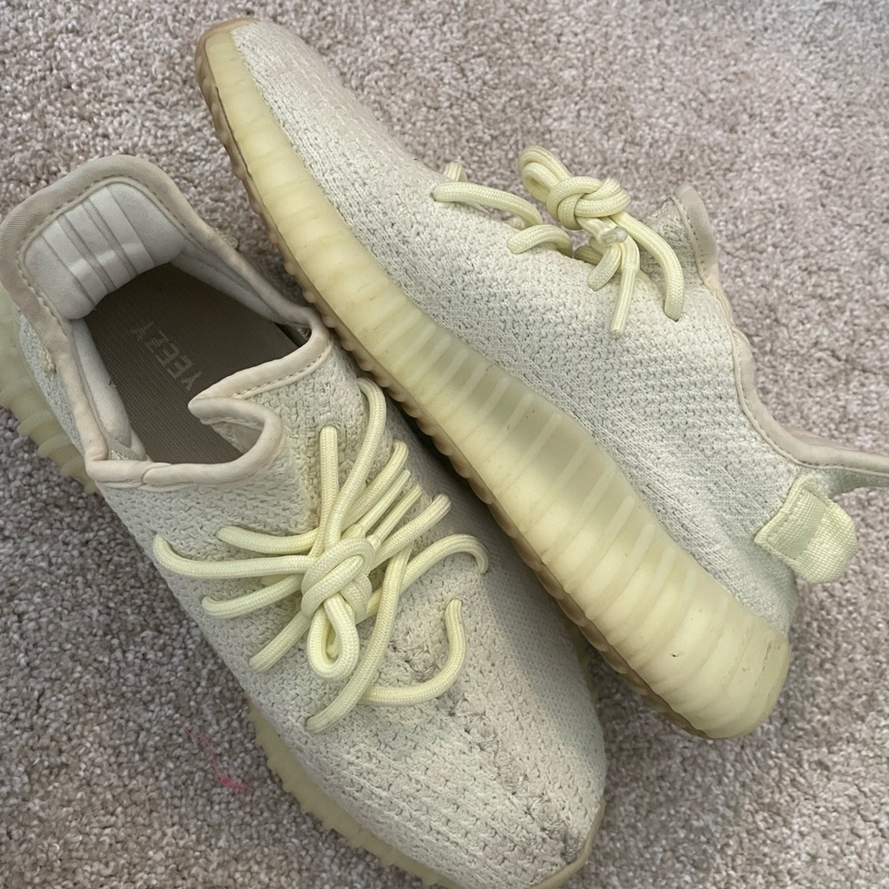Adidas Yeezy V2